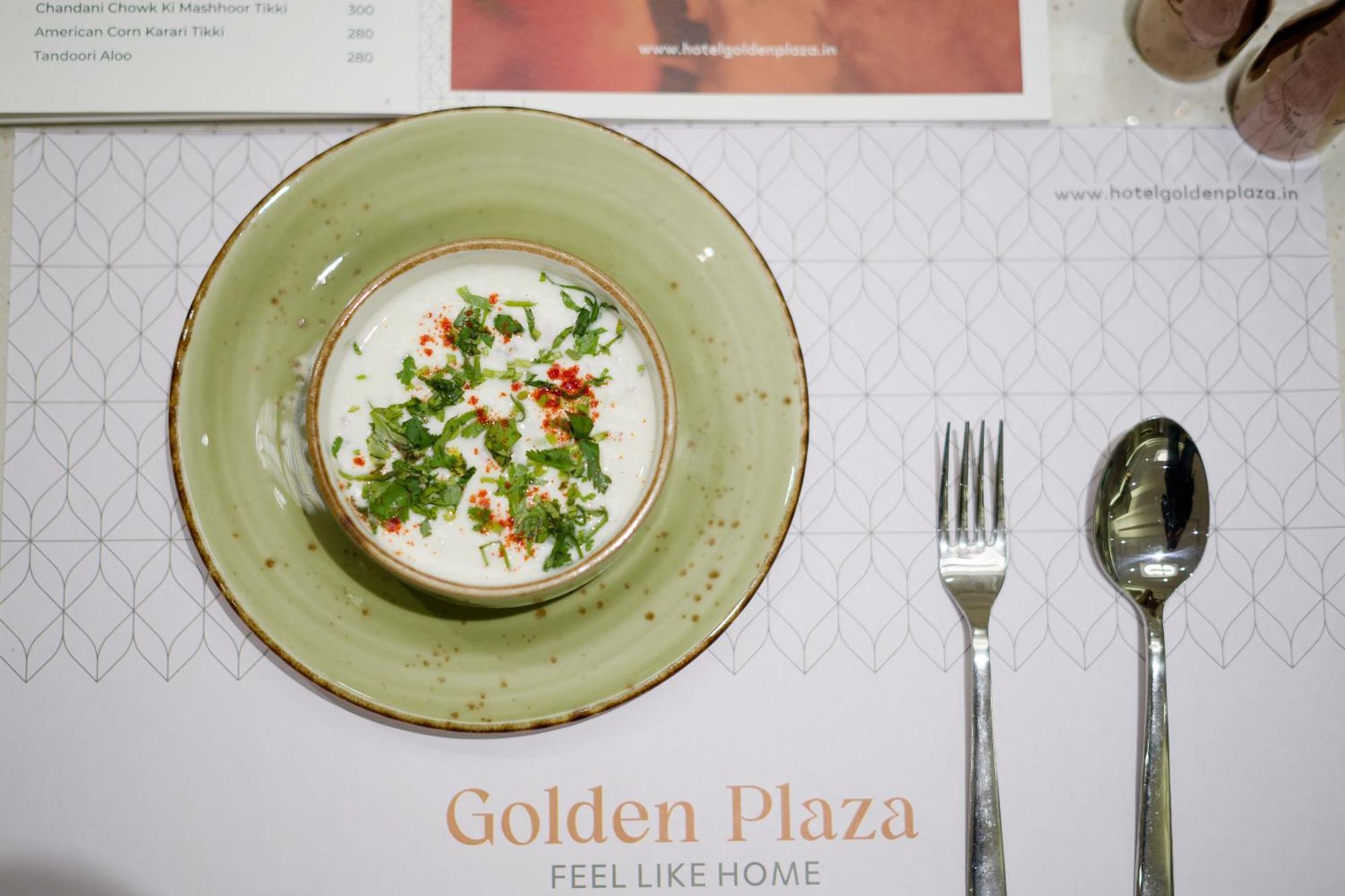 Golden Plaza Hotel Ahmedabad Buitenkant foto
